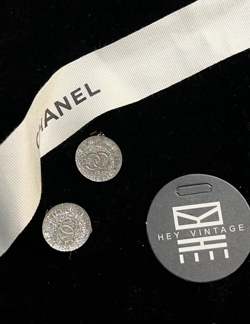 95新 Chanel/香奈儿 银色双c满钻耳夹 8930653