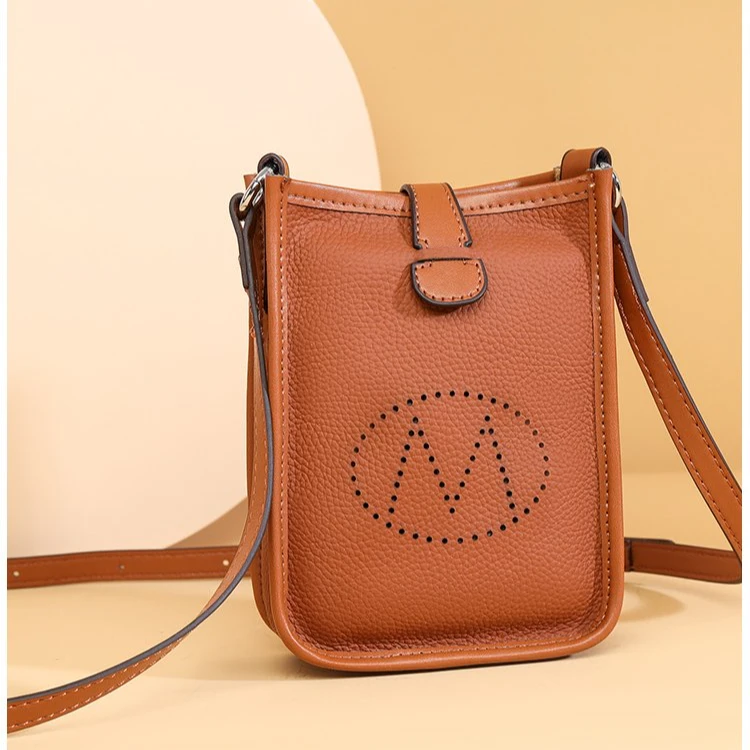 MV家【真皮女包】黄棕手机包