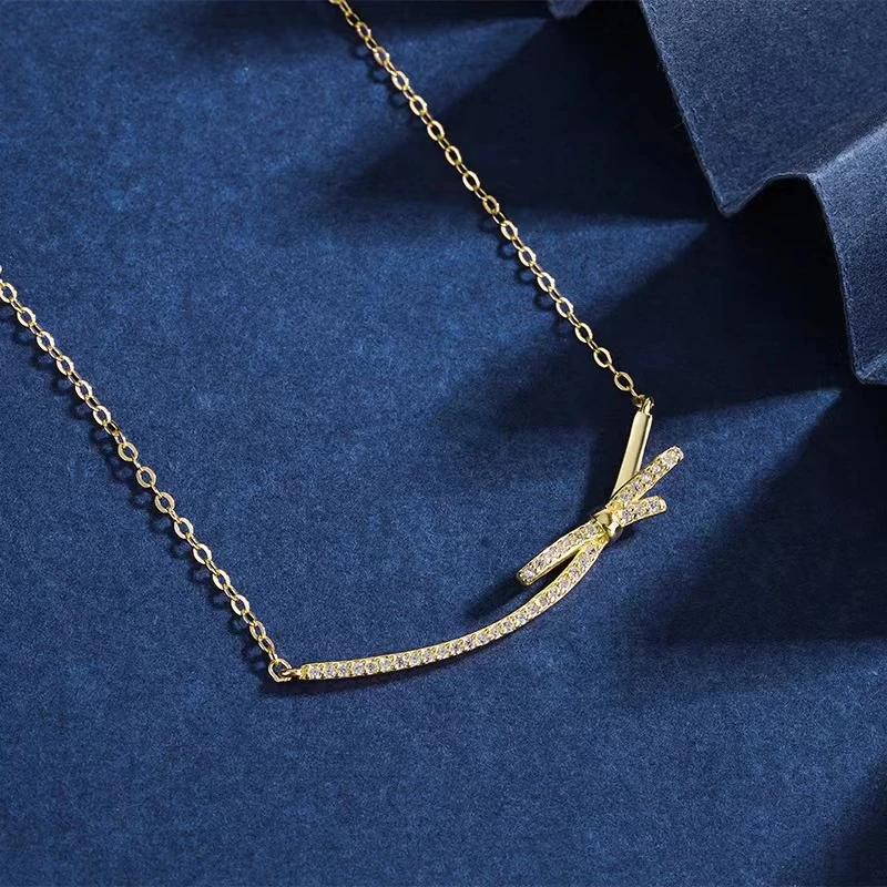 时尚气质名媛风大号蝴蝶结笑脸梯吊坠 5191