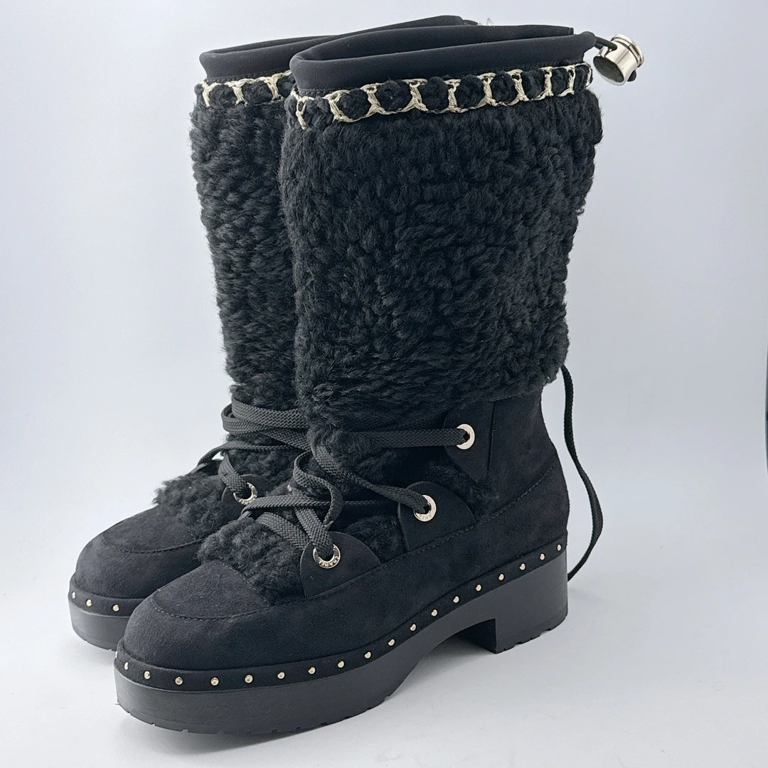 全新未使用 Chanel/香奈儿 36码/黑色毛绒马丁靴