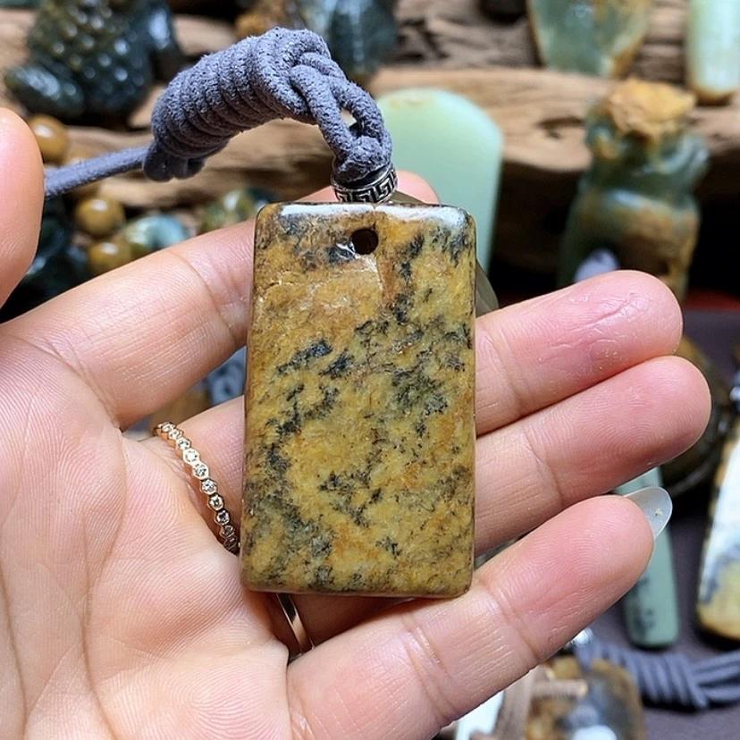 【闪购商品】岫岩河磨玉（透闪石质玉）挂件未镶嵌