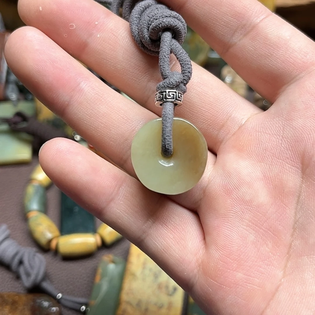 【闪购商品】透闪石质玉挂件未镶嵌用****6