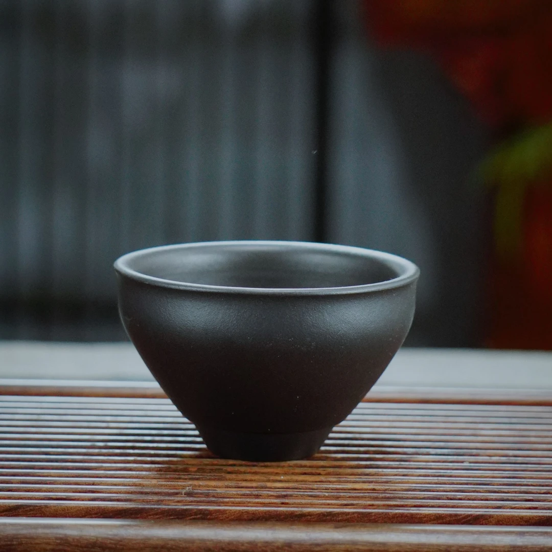 SH1304宜兴紫砂石黄斗笠杯主人杯品茗杯黑金大口杯