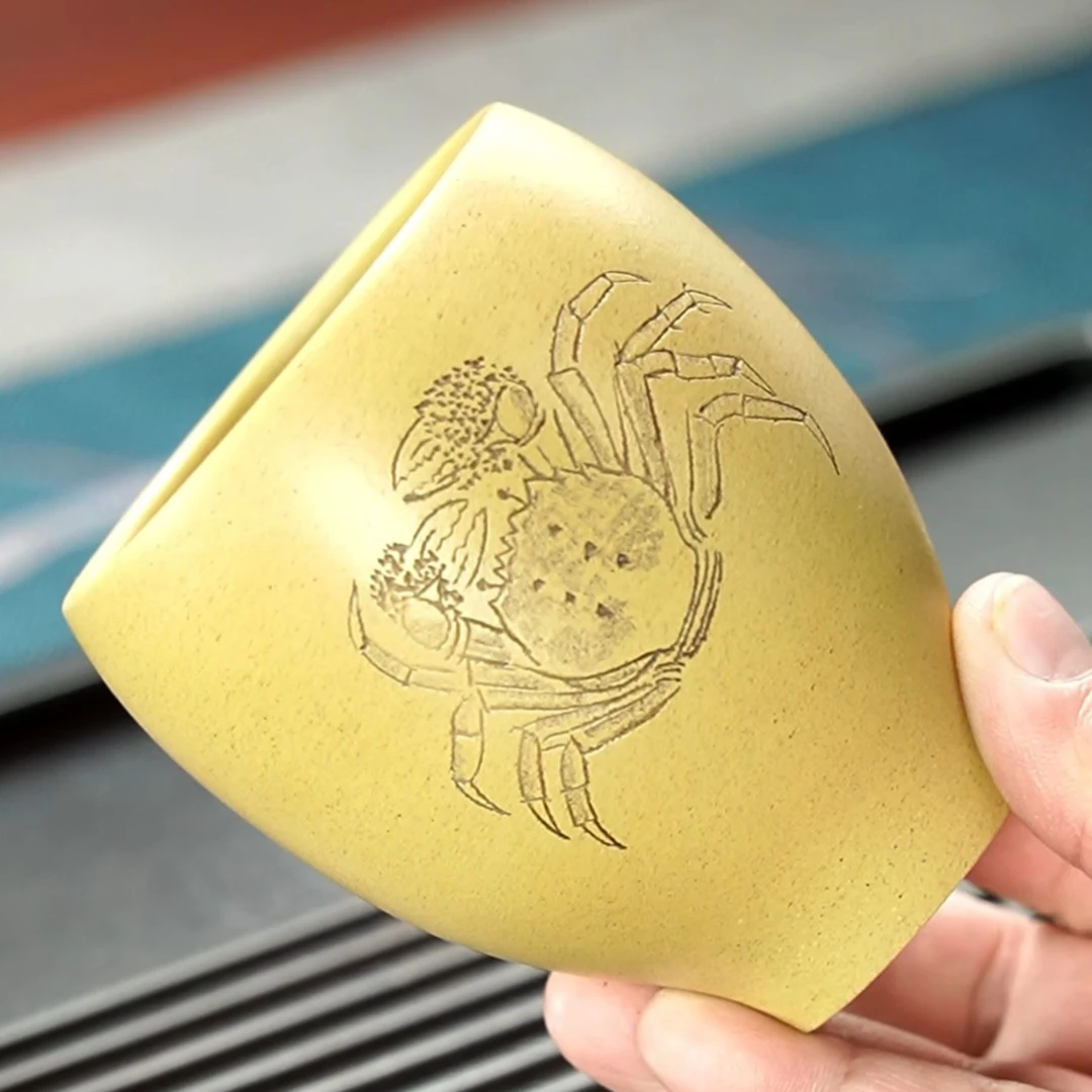 a888宜兴紫砂段泥本绿朝阳杯保龄杯纯手工刻绘螃蟹主人杯品茗杯