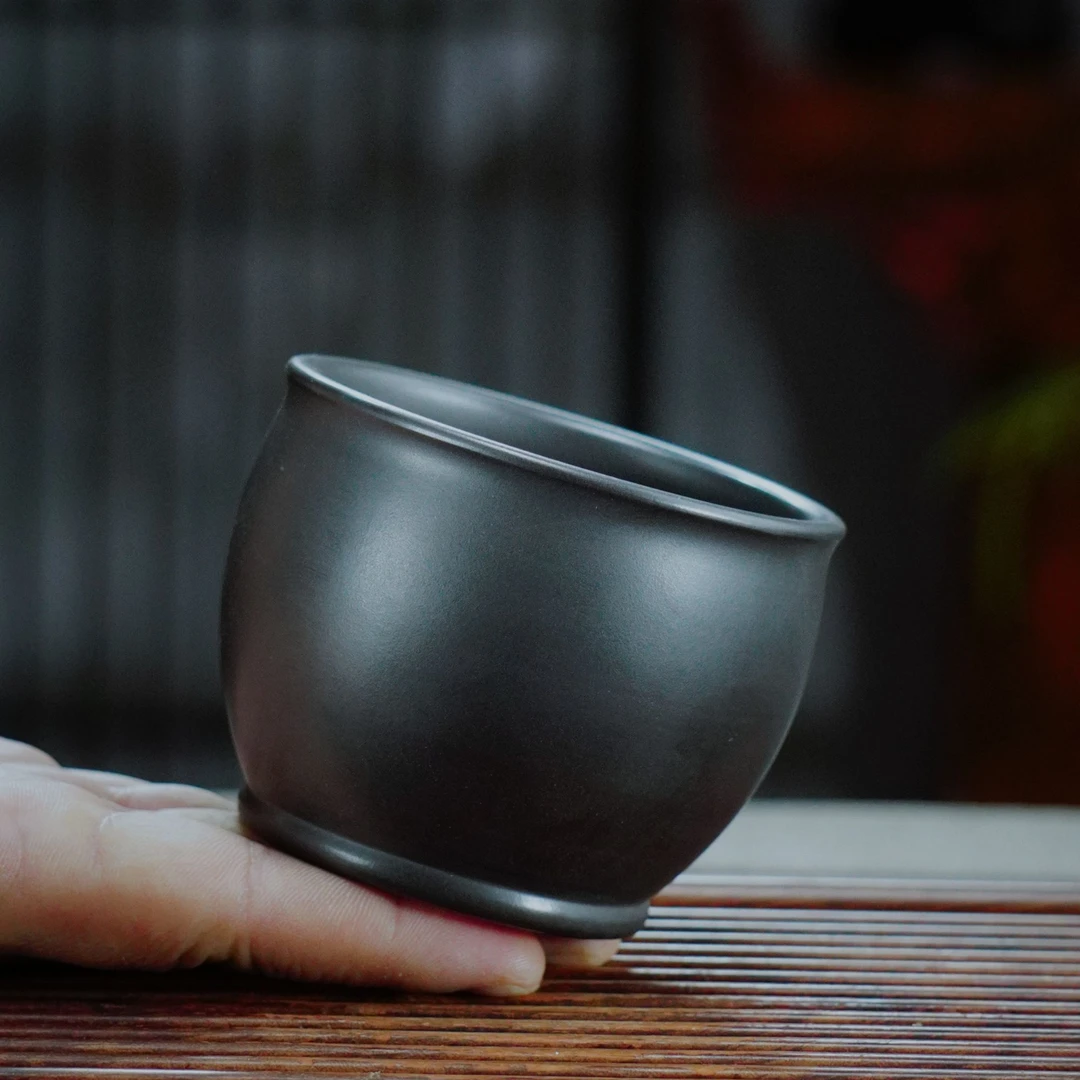 SH1432宜兴紫砂石黄大缸杯主人杯品茗杯大容量纯手工宽口黑金