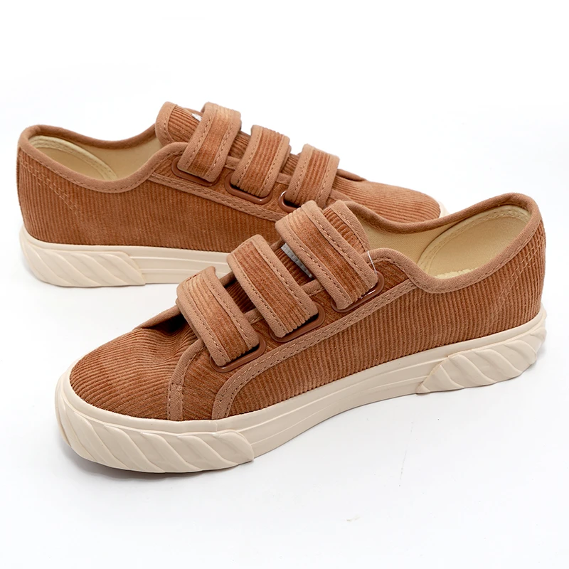 DF/1-2163潮流运动帆布鞋情侣帆布鞋运动帆布鞋