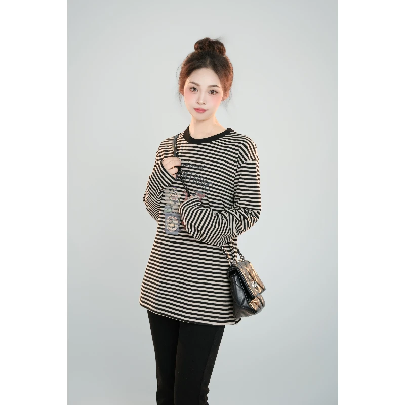 宿慕SUMU女士条纹上衣11-25冬季新款时尚百搭休闲上衣B1903E