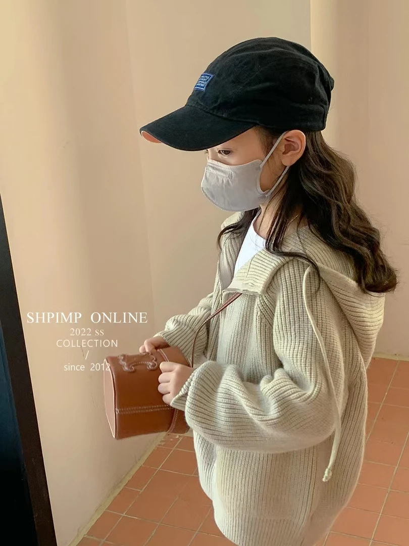 2025儿童春秋新款连帽针织毛衣开衫女童洋气休闲纯色宽松拉链衫