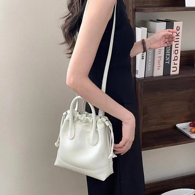 【普普】  ①号 真皮包包 （全细节）