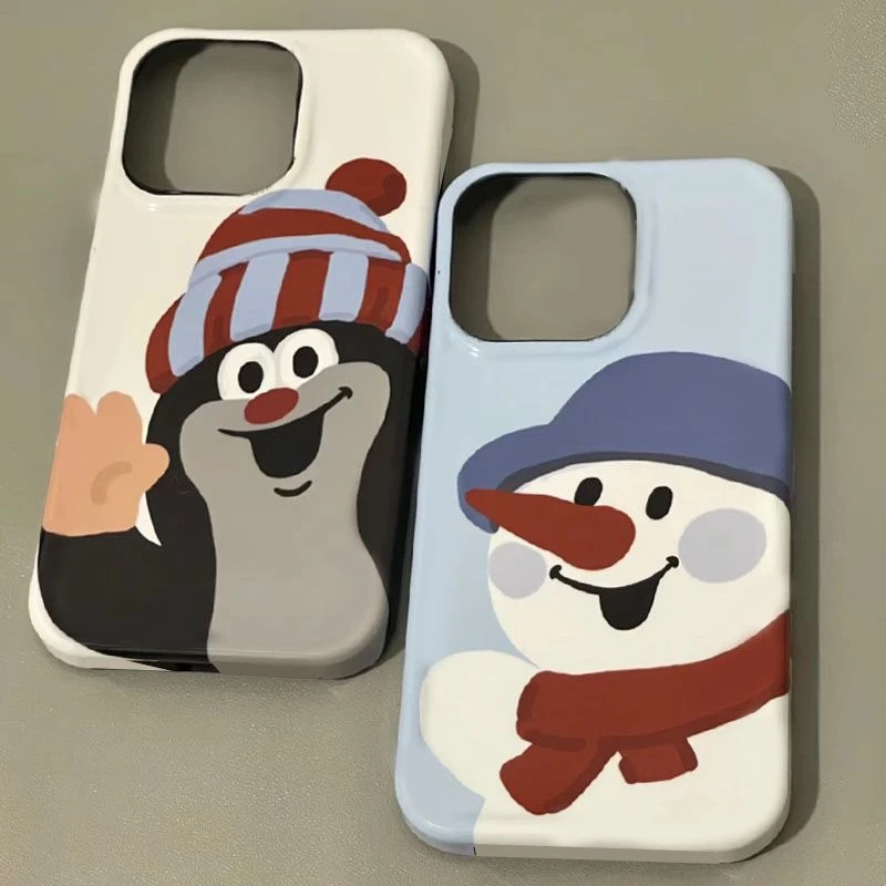 卡通ins风鼹鼠雪人适用iPhone15秋冬情侣苹果14promax手机壳菲林X