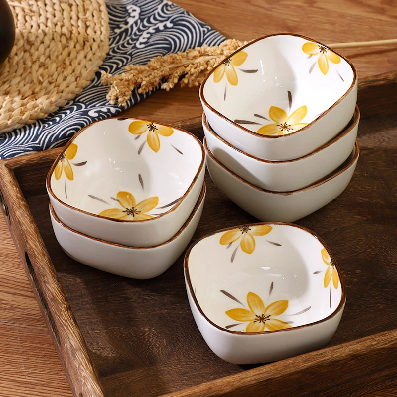 风铃花调料碟家用陶瓷釉下彩碟子酱油醋碟蘸料碟子味碟小吃餐具碟