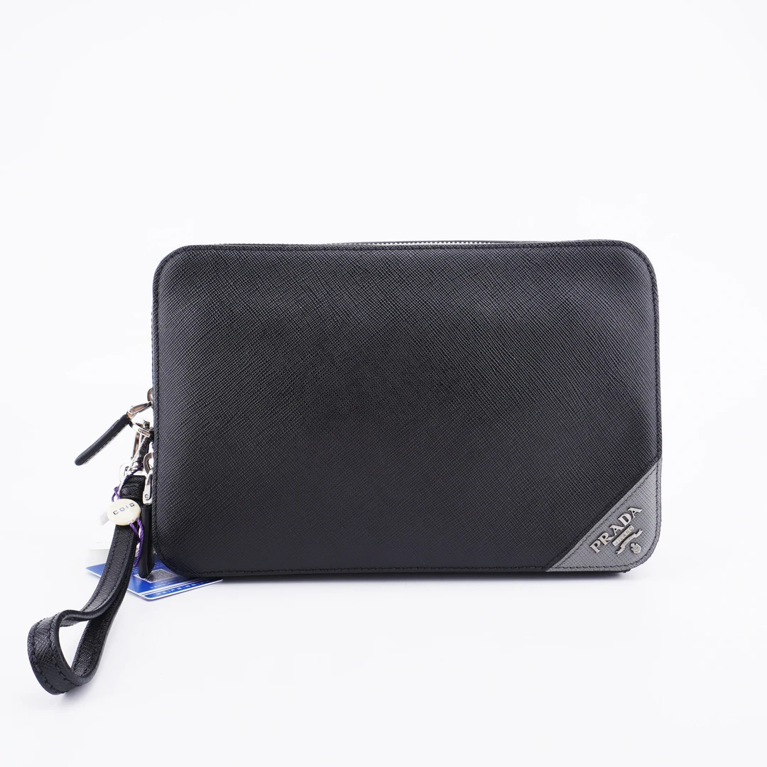 全新未使用  闲置普拉达黑色全皮手拿包23/16/6 F144