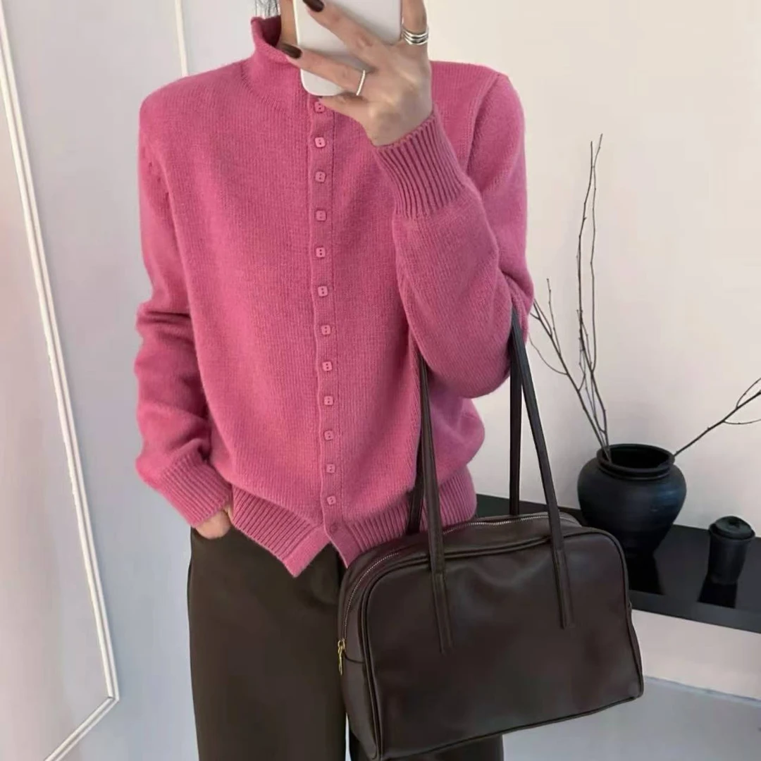 【莓粉方扣】纯色半高领显白软糯方扣针织开衫6073