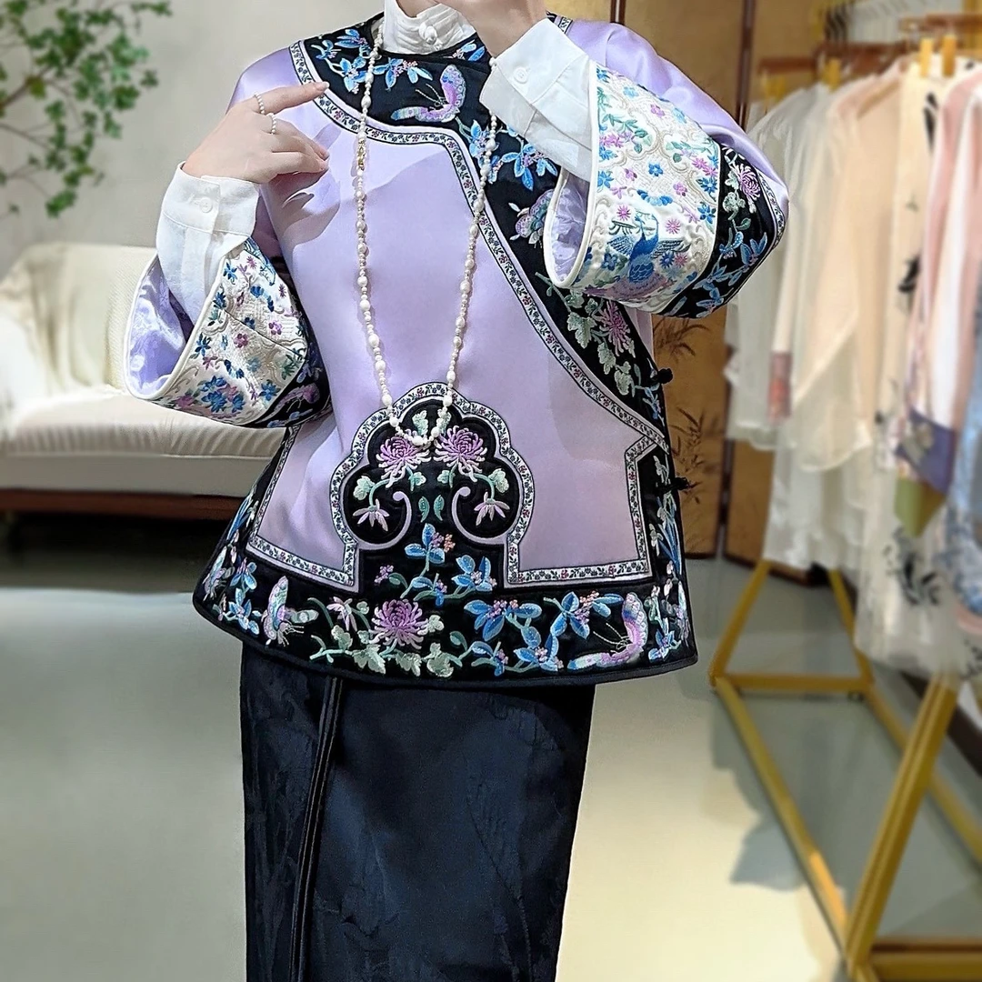 南油时尚新中式重磅醋酸蝶恋花刺绣圆领格格服加厚棉服唐装上衣女