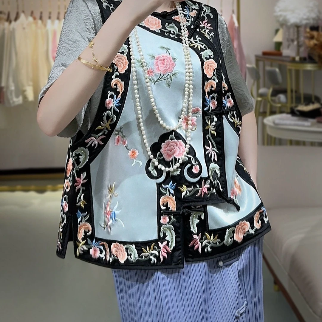 原创中国风春秋新款中式马甲重工蝶恋花刺绣复古圆领三醋酸马甲女