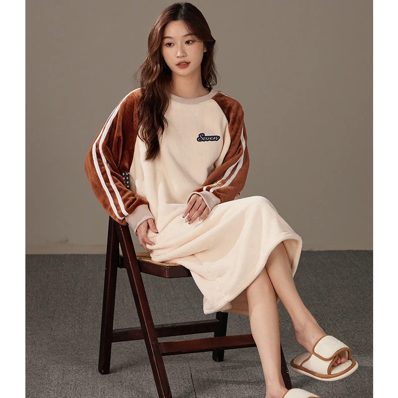 法兰绒睡裙女秋冬季中长版加绒加厚保暖家居服2023年新款珊瑚绒裙