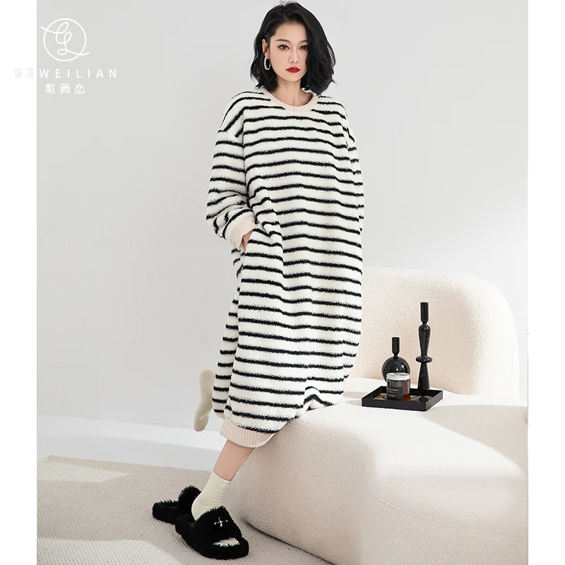 珊瑚绒睡裙女冬季加厚保暖条纹2024新款可外穿宽松家居服睡衣冬天