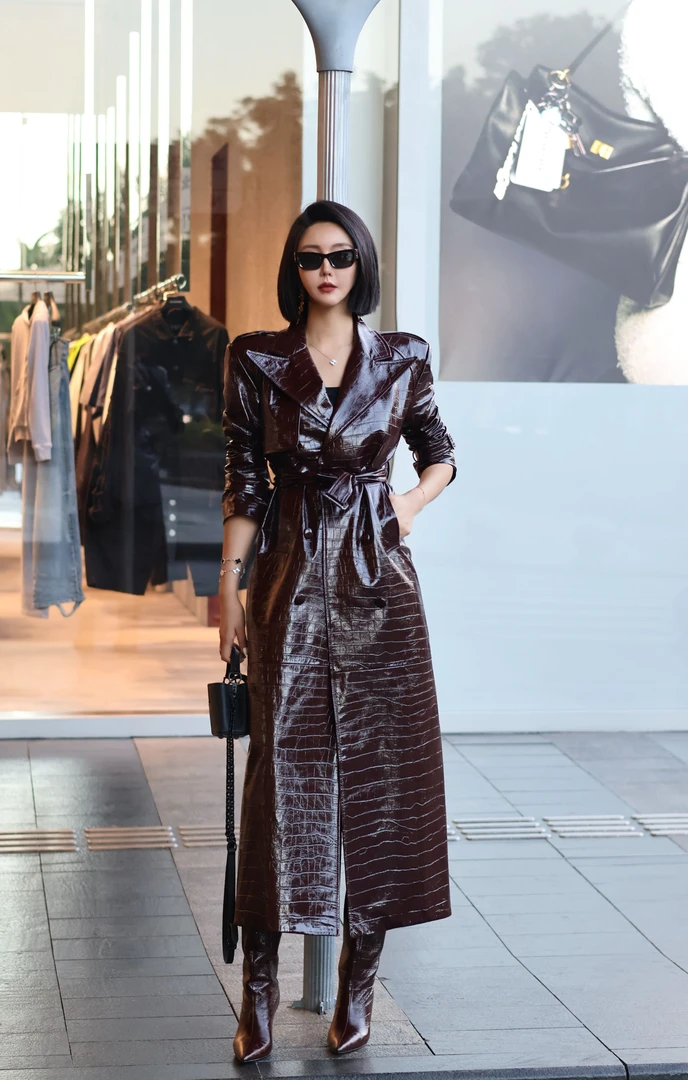 SNLNIEDDOUWU【暮色夜商】黑红两色满身鳄鱼纹翻领长袖风衣FY12375