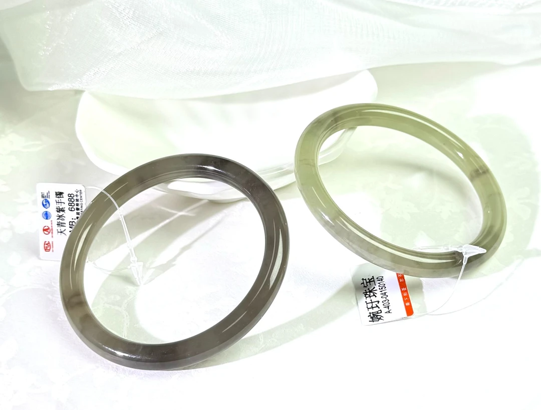 【小胖总珠宝】天然和田玉野牛沟天青冰紫手镯（多样性发其一）