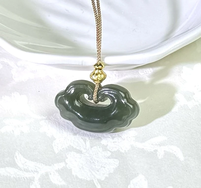 新疆且末蓝小锁吊坠