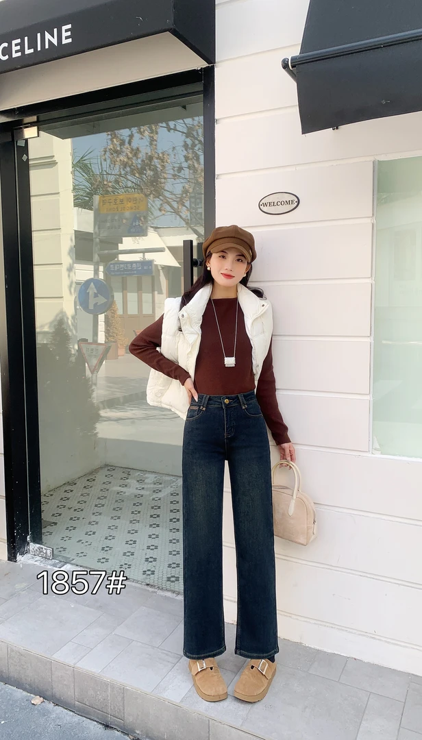 1857（新款刺绣植绒）窄版型牛仔直筒裤