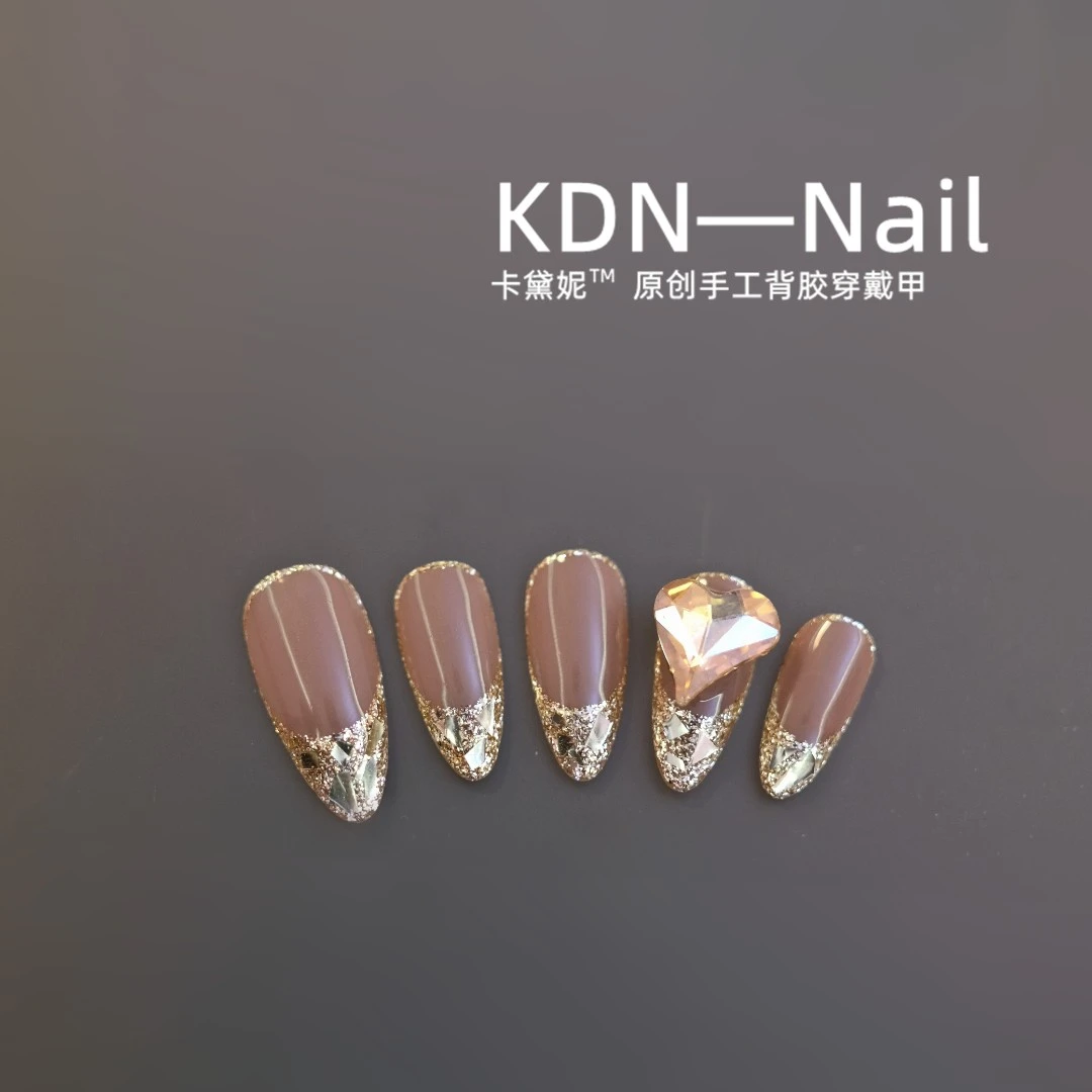 现货【法式公主】杏仁甲 背胶显白纯手工穿戴甲10片 可拆卸美甲