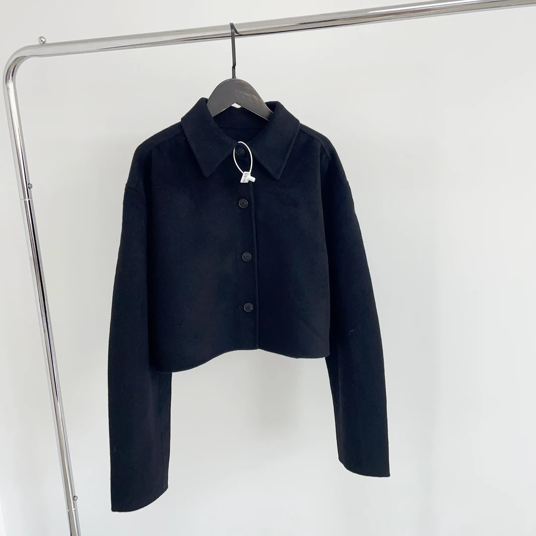 仓5-2 黑色极简廓形翻领休闲羊毛外套