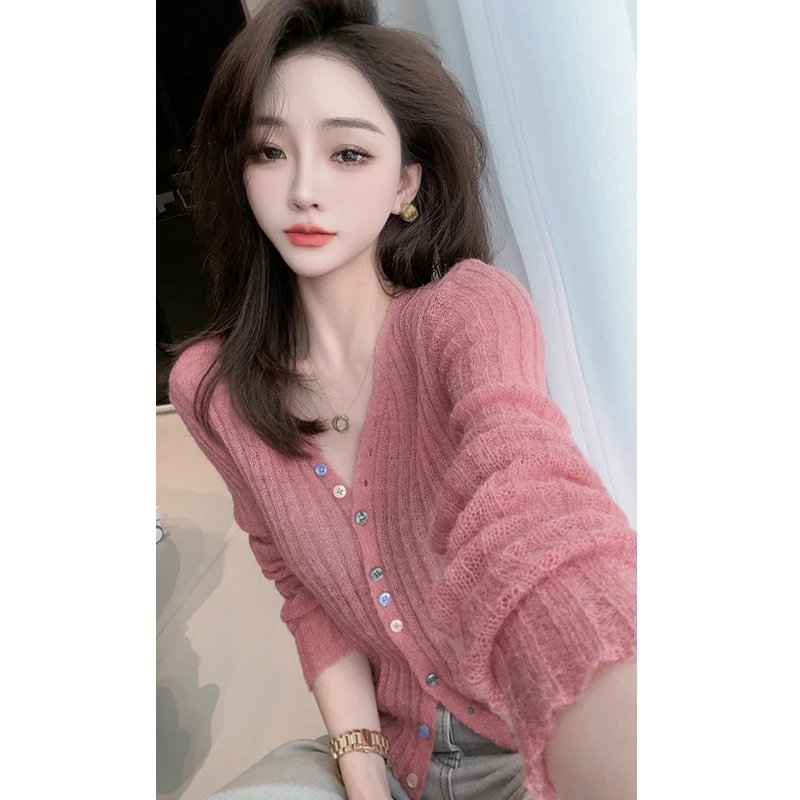 【陈.CHEN】春季新款时尚坑条弹力修身V领针织衫 女长袖显瘦薄毛衣