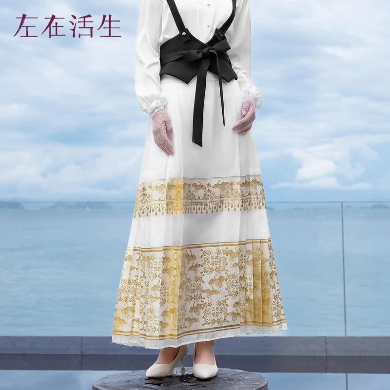 生活在左林栖马面裙时装周同款多色织金提花2023半身裙女1941001