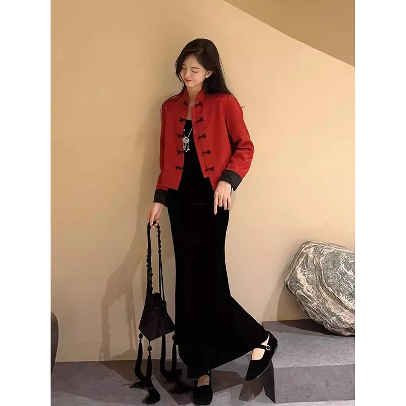 入秋女装一整套新中式国风立领盘扣红色外套黑色吊带裙两件套2024