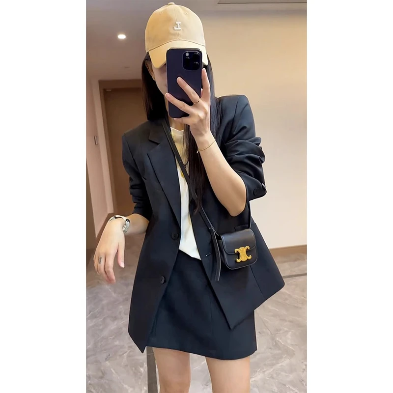 时髦小个子短款黑色西装外套短裙通勤两件套韩系chic别致套装春秋