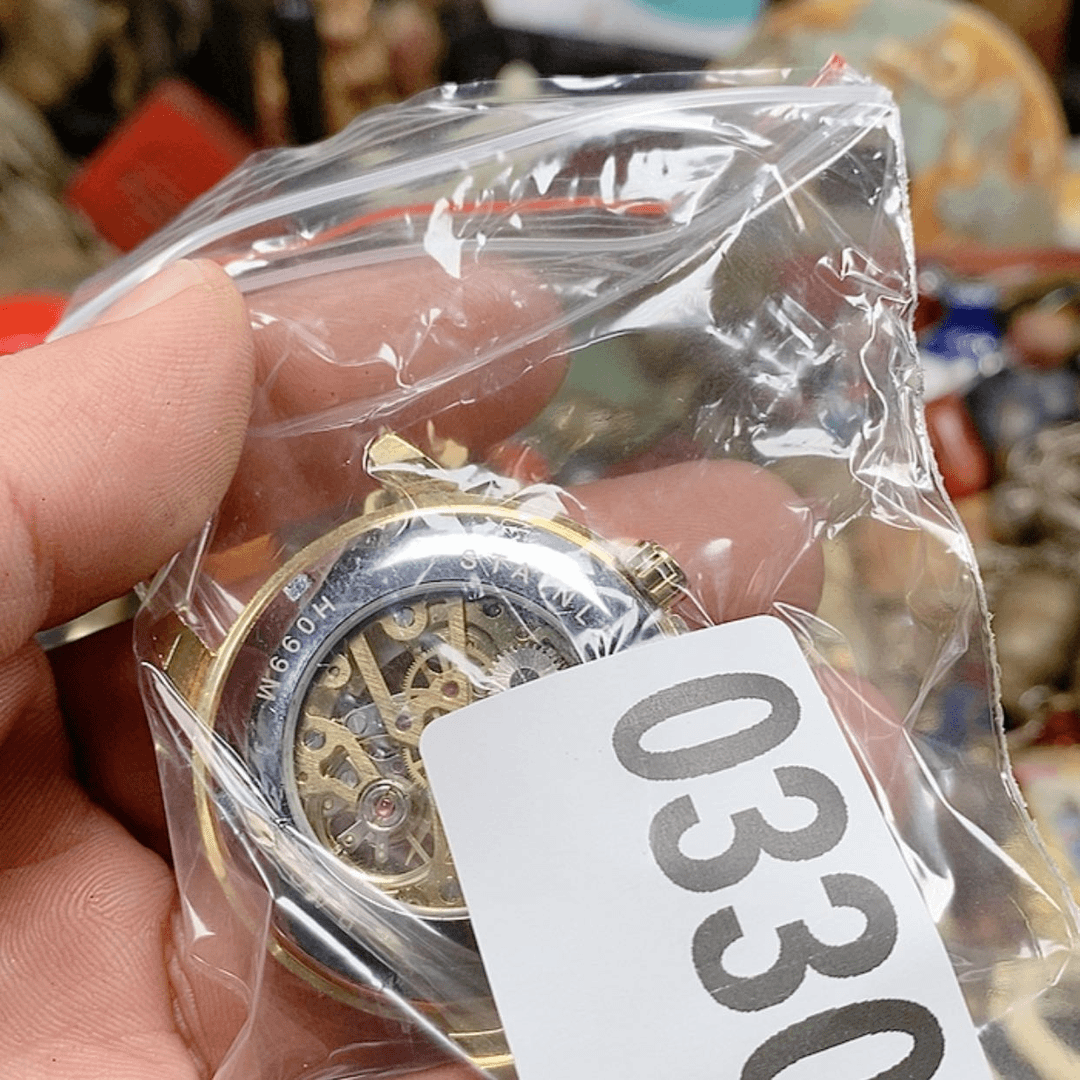 【闪购商品】密胺摆件雄*人
