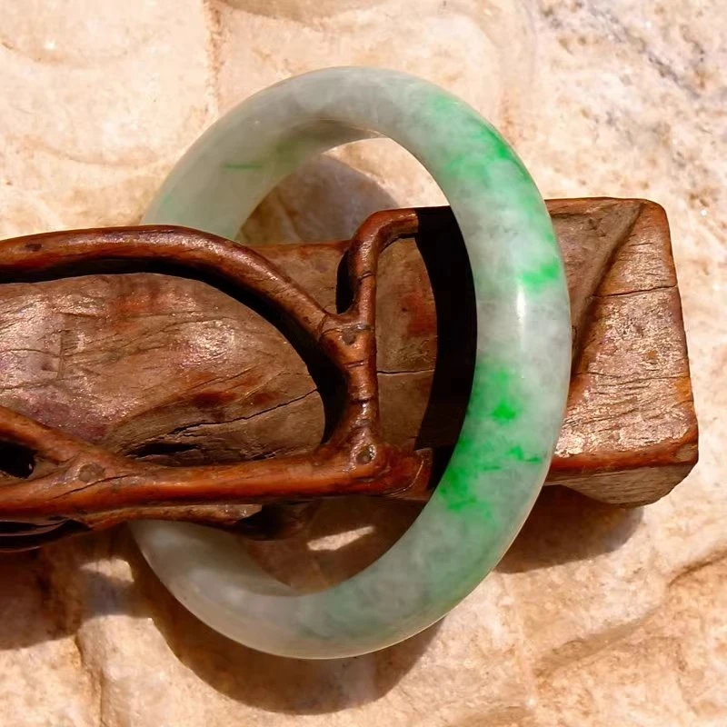 天一静3885天然A货缅甸老坑冰糯种正阳绿翡翠手镯子带证书复检56