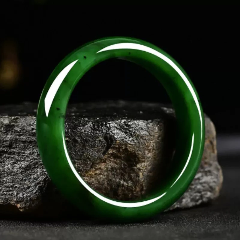 纯天然上等新疆和田玉菠菜绿辣绿碧玉手镯女款玉镯子绿色女士玉镯