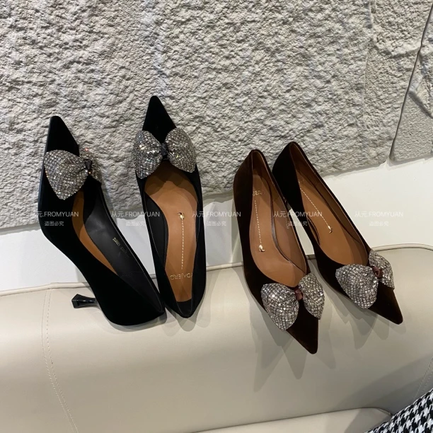 26U621高跟鞋丝绒单鞋浅口高跟鞋小香风气质轻奢