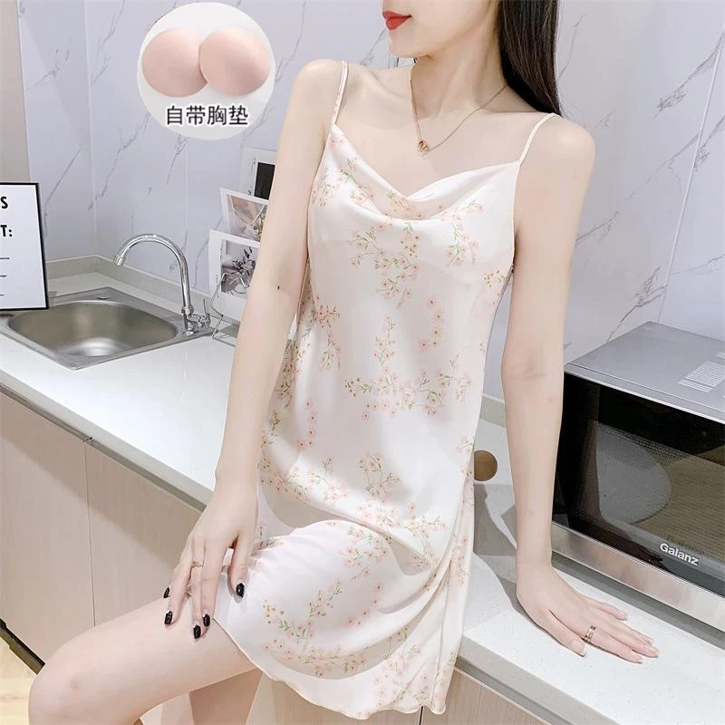 2025年新款带胸垫睡裙女春夏季冰丝薄款吊带轻奢小翠花睡衣家居服