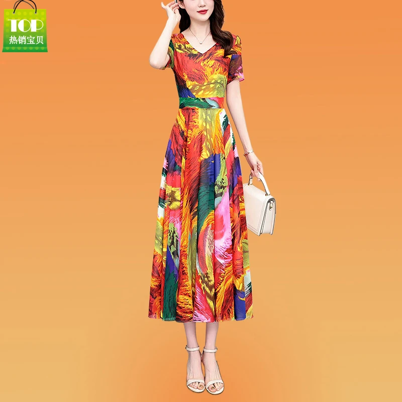 连衣裙上档次高端妈妈度假洋气夏季新款高档气质高级感女款碎花裙