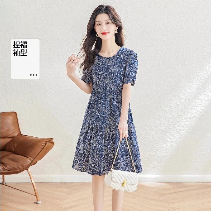 圆领印花裙2024夏装新款女装捏褶设计短袖A字气质连衣裙