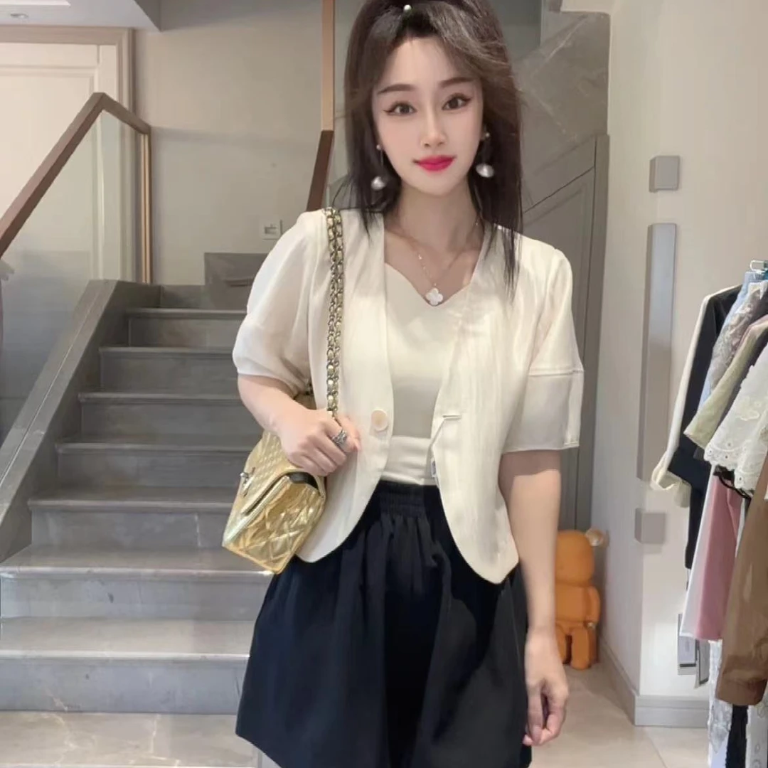 X夏季洋气v领设计小香风短袖气质显瘦时尚宽松韩版女士小西服薄款