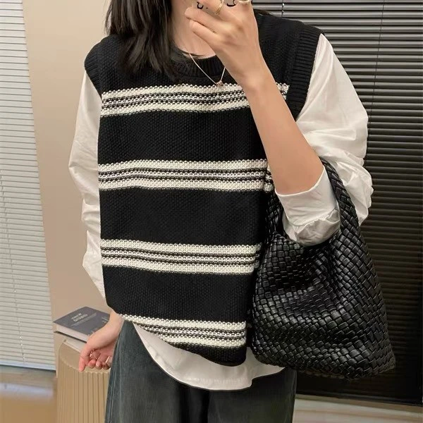 针织马甲女2023春秋新款慵懒风宽松百搭显瘦条纹洋气马夹背心坎肩