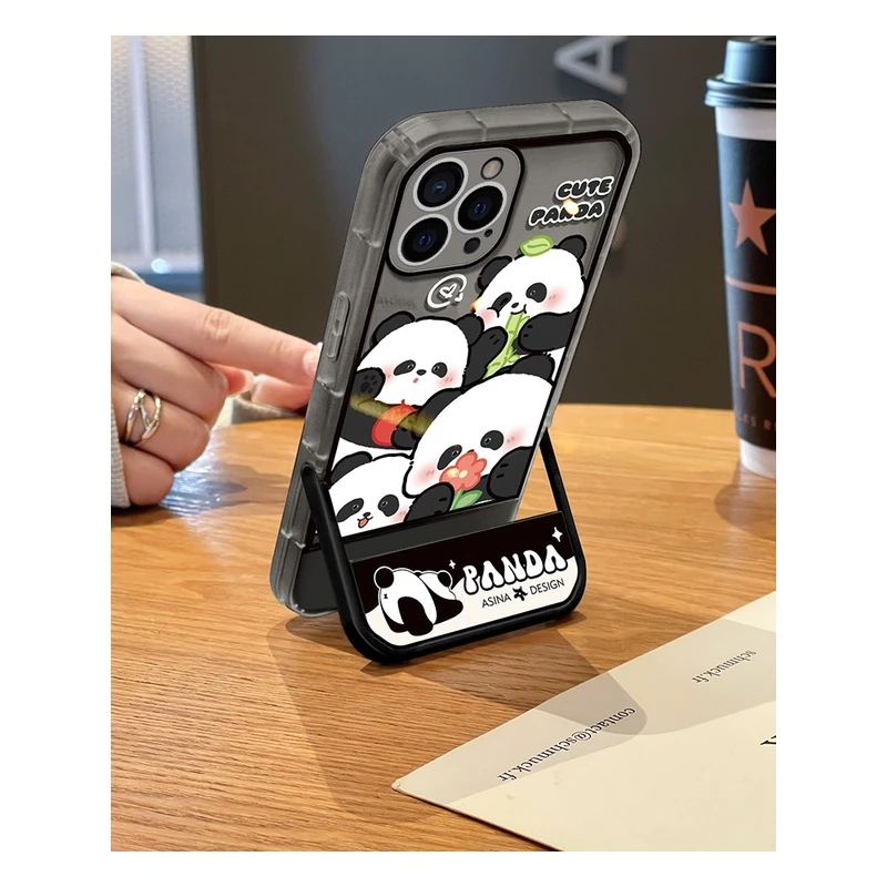 卖萌熊猫适用苹果14Pro手机壳隐形支架iPhone13保护套可爱plus透