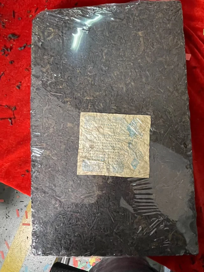 云南普洱茶1928年代蓝标同庆号生茶4000g拍5发6