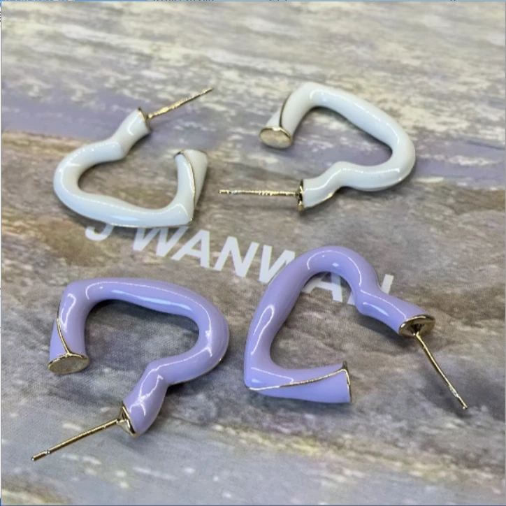 铜合金耳饰 奶油爱心.珐琅奶油纯色百搭爱心耳圈