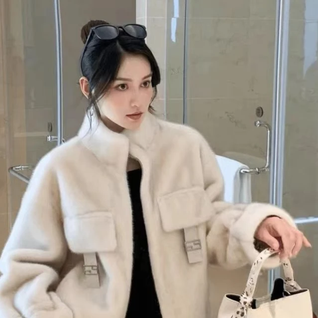 【兜盖】时装周时尚网红女装毛毛外套
