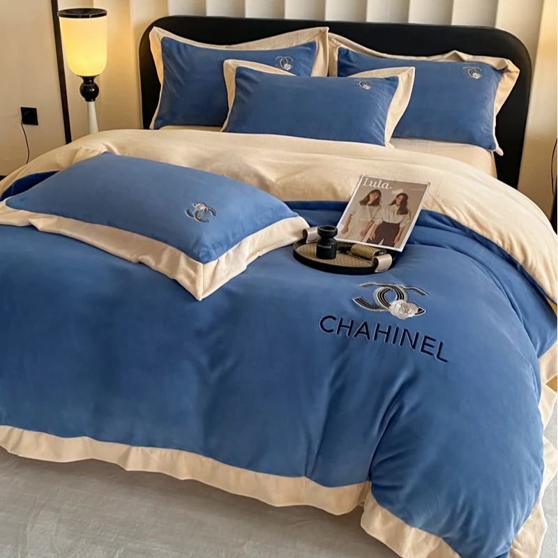 活动中-小富婆大牌正品高档刺绣加厚加绒冬天四件套牛奶绒保暖