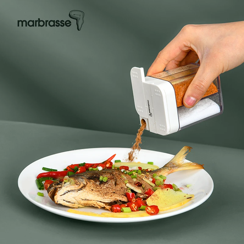 日本调料盒厨房家用盐味精一体多格户外佐料收纳盒防潮四格调味罐