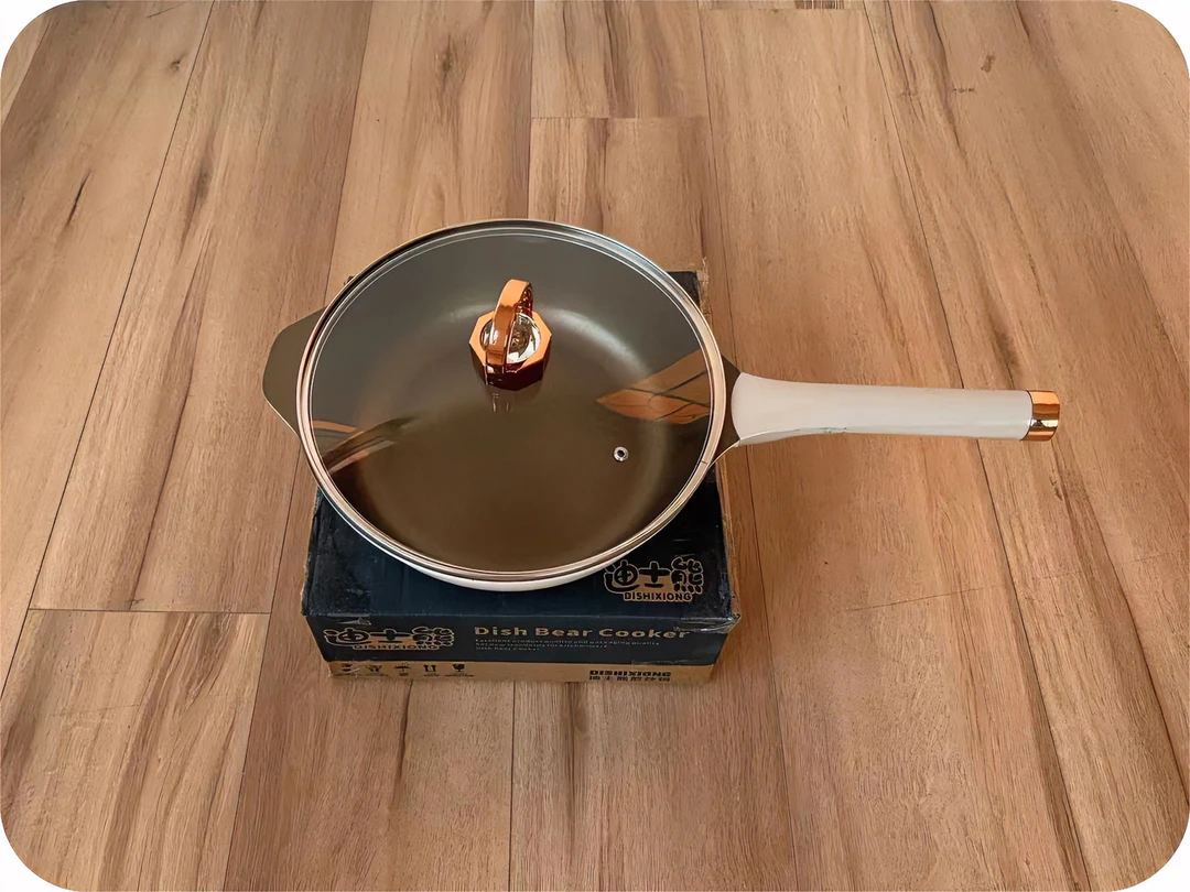 迪士熊不粘煎炒锅28cm