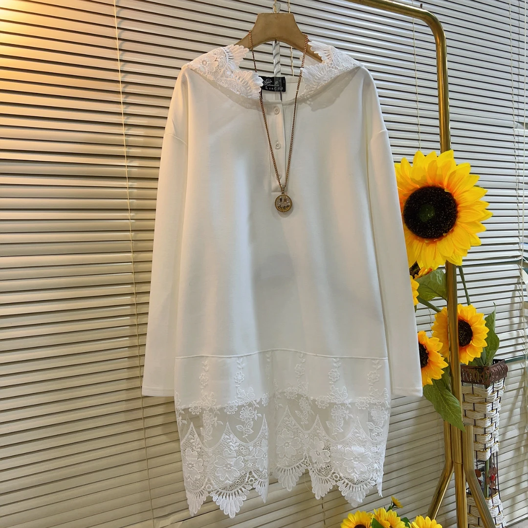 YDD新款三粒扣蕾丝拼接连帽休闲卫衣裙