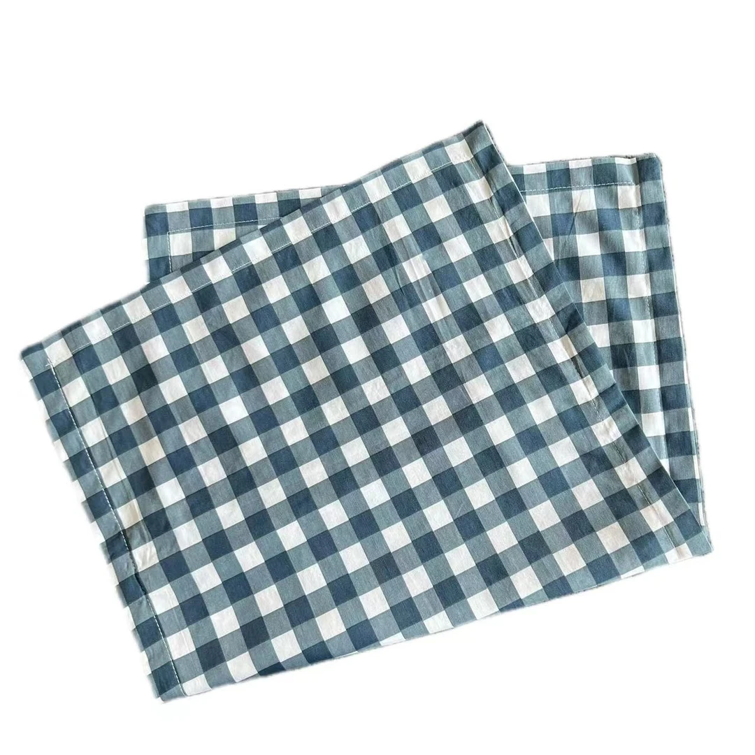 一个新款枕套柔软亲肤保护颈椎贴合舒适单人格子荞麦枕简约