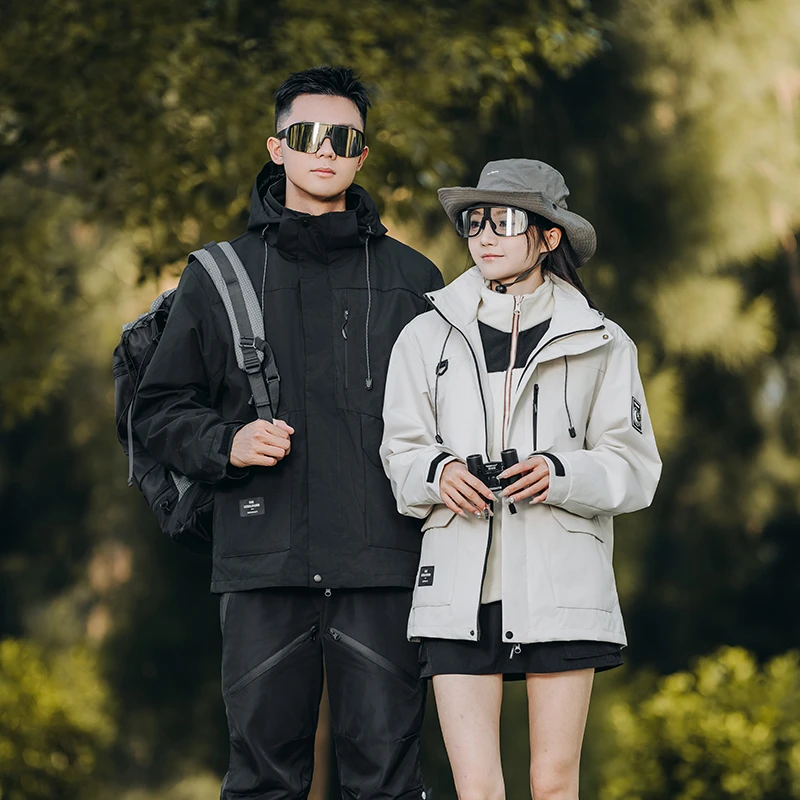 领航骆驼户外冲锋外套三合一两件套休闲男女情侣防水防风登山服